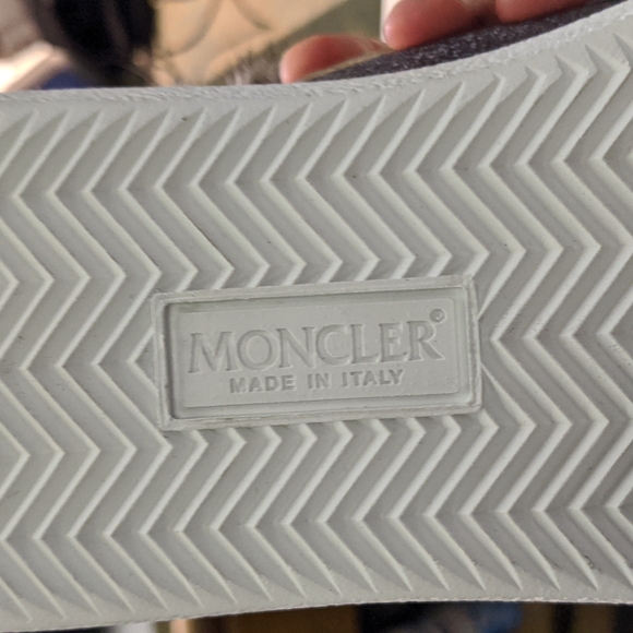 AUTHENTIC Moncler Silver Lucie Trainer with Rabbit Fur - Picture 3 of 3